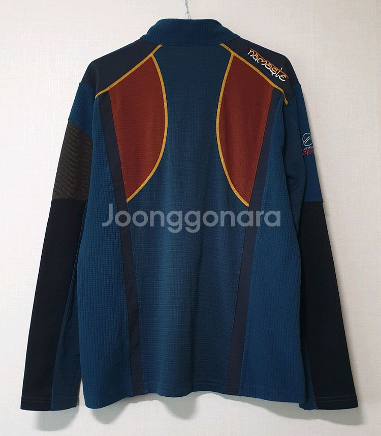 블랙야크 아웃도어 반집업 110사이즈--1