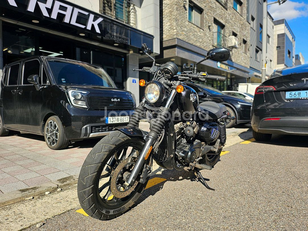 KR모터스 아퀼라125 19년 1만km 출퇴용차량--5