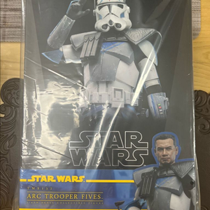 핫토이 tms132 아크트루퍼 파이브스 미개봉 팝니다