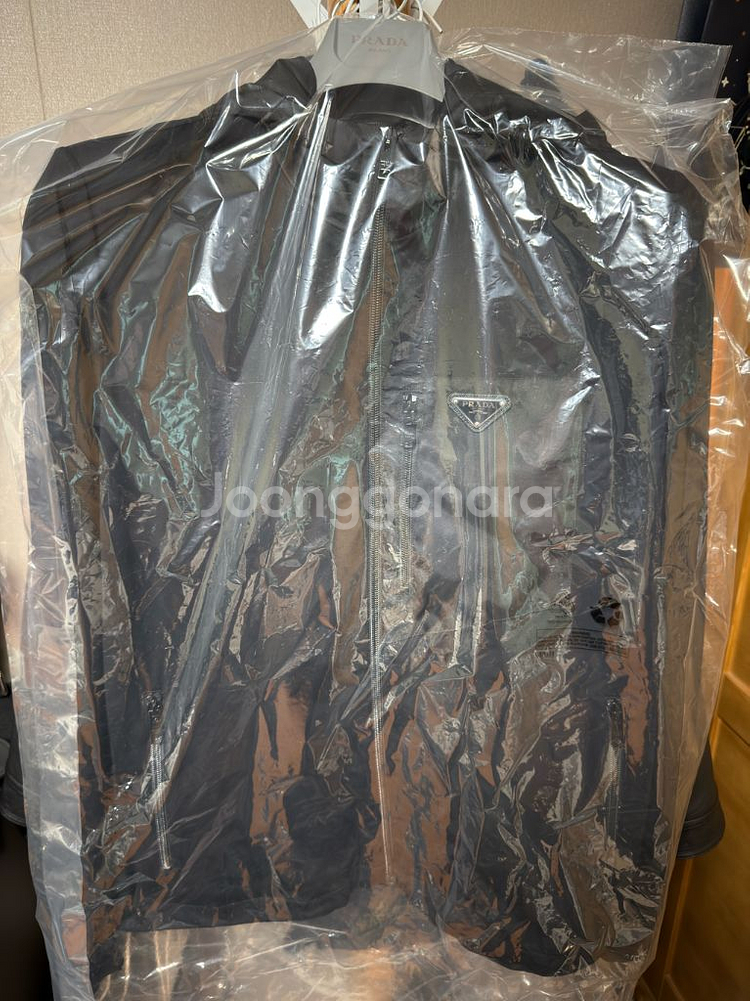 프라다 남성 후드 아우터 ULJ79A M사이즈 판매--1