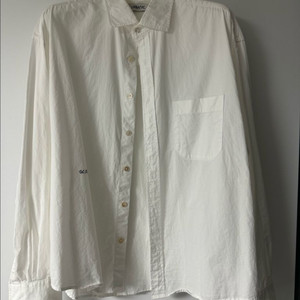 얼바닉30 화이트 셔츠