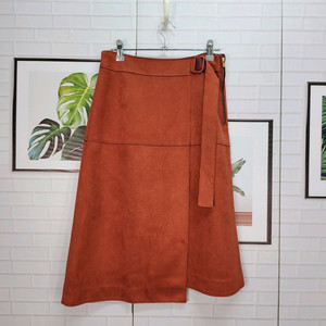 DEWL 듀엘 스웨이드 미디 스커트 55사이즈 새상품급