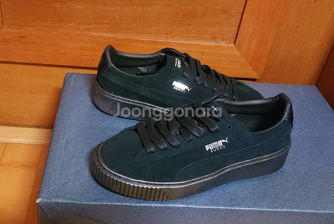 푸마 가죽 250 새상품 운동화 로퍼 스니커즈--0