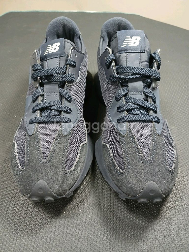 뉴발란스 327 네이비 경량메쉬 운동화 270~ 27--4