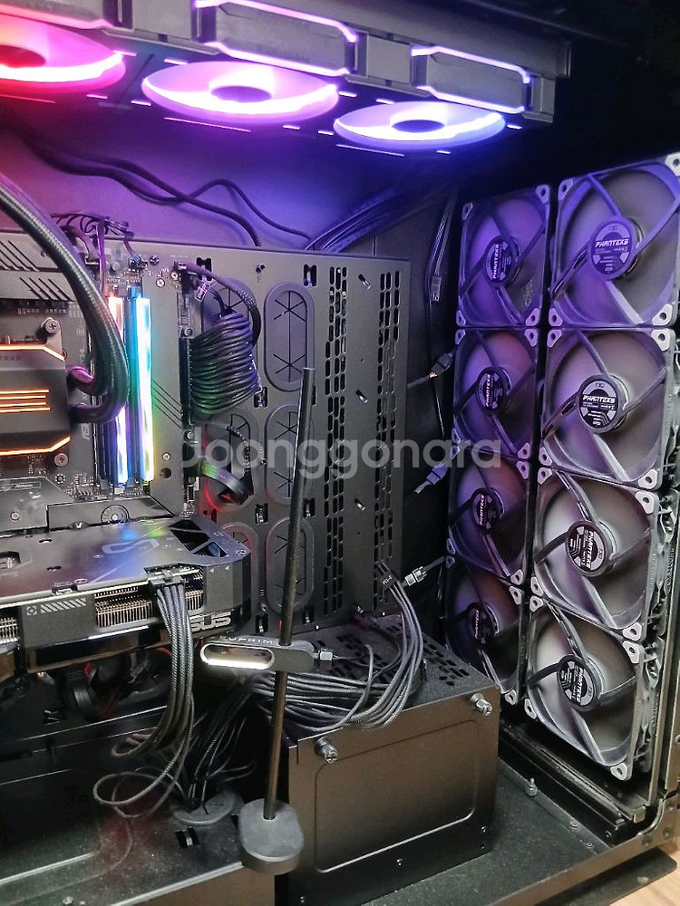 9950x 컴퓨터 반본체 팝니다--1