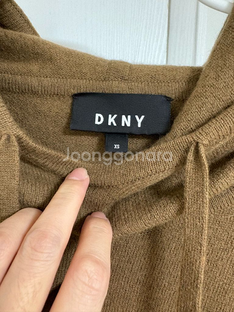 DKNY 울 캐시 후드니트--1