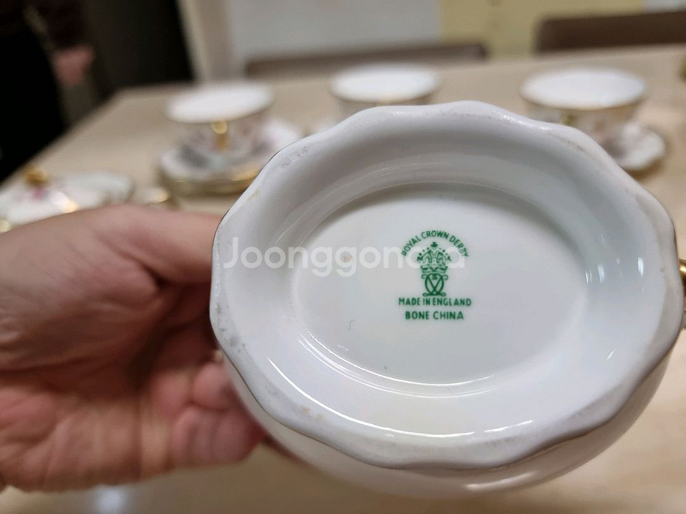 헤렌드 로얄 앙투아네트 티팟 크리머 슈가볼(뚜껑)--7