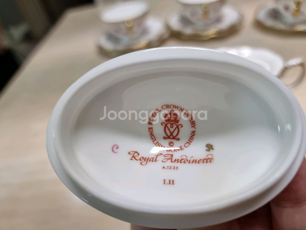 헤렌드 로얄 앙투아네트 티팟 크리머 슈가볼(뚜껑)--9