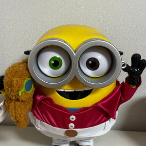 유니버셜 미니언즈 팝콘통 새제품 판매합니다.