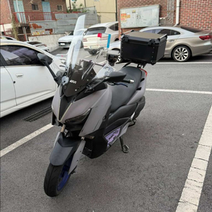 야마하 XMAX 300 GIVI 윈드스크린 탑박스