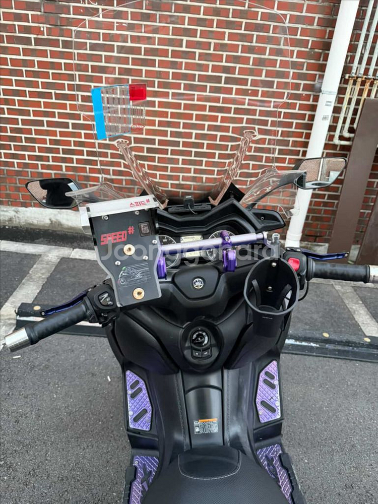 야마하 XMAX 300 GIVI 윈드스크린 탑박스--3