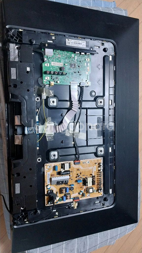 삼성 43인치tv 빽라이트 오늘 신품 교환..--6