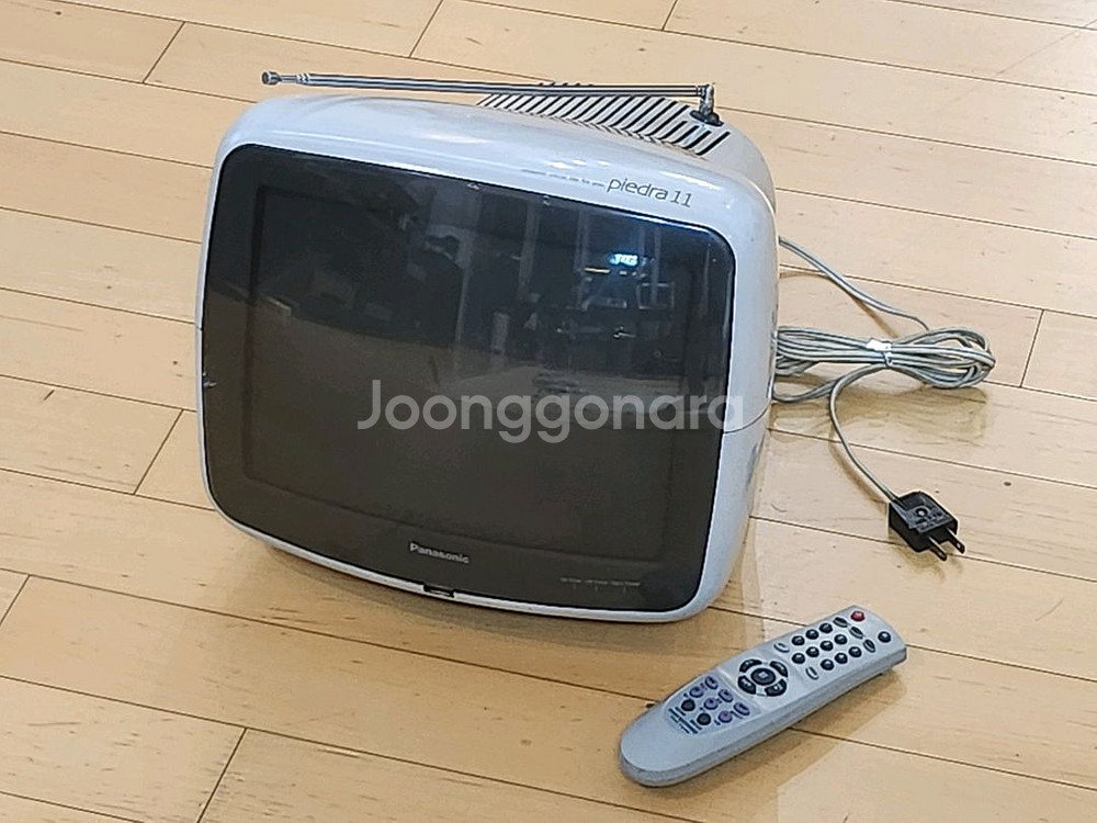 파나소닉 Piedra 11인치 컬러 브라운관 TV 티비--1