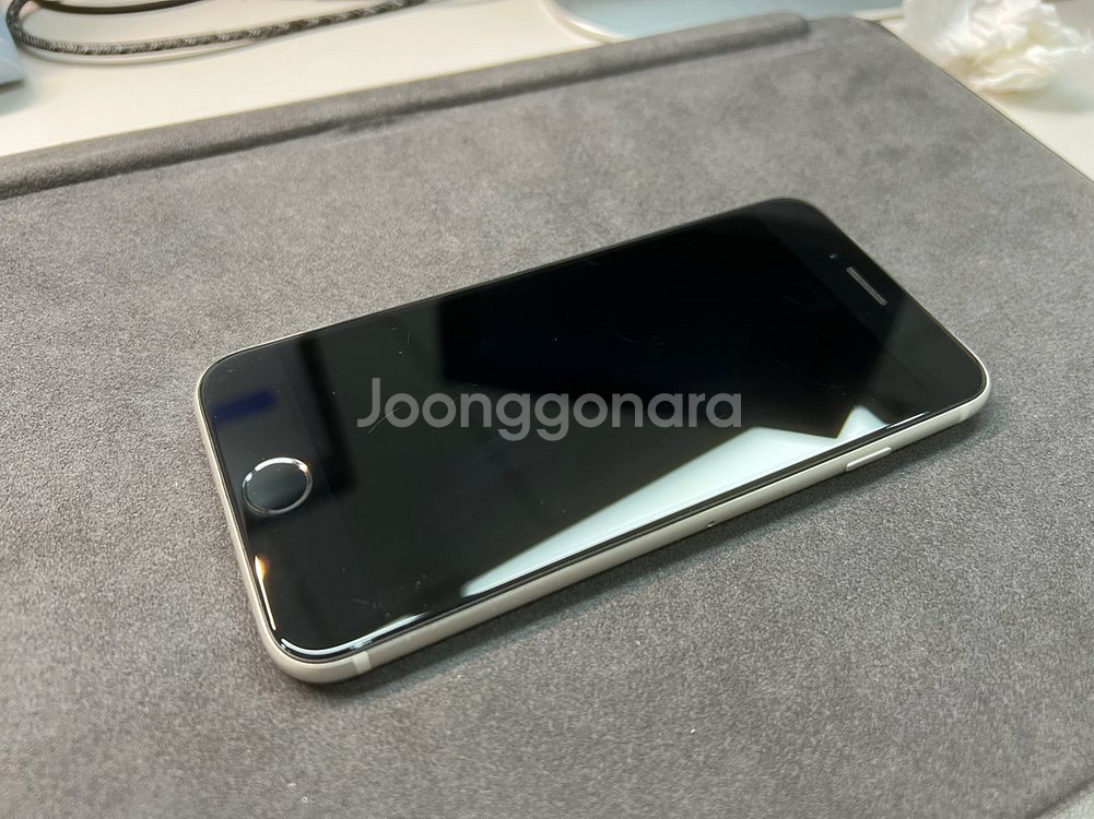 아이폰SE3 3세대 스타라이트 256GB 공기계--1