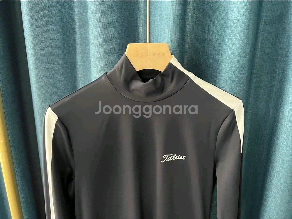 타이틀리스트 골프 여성 티셔츠 미착용 정품 L--1