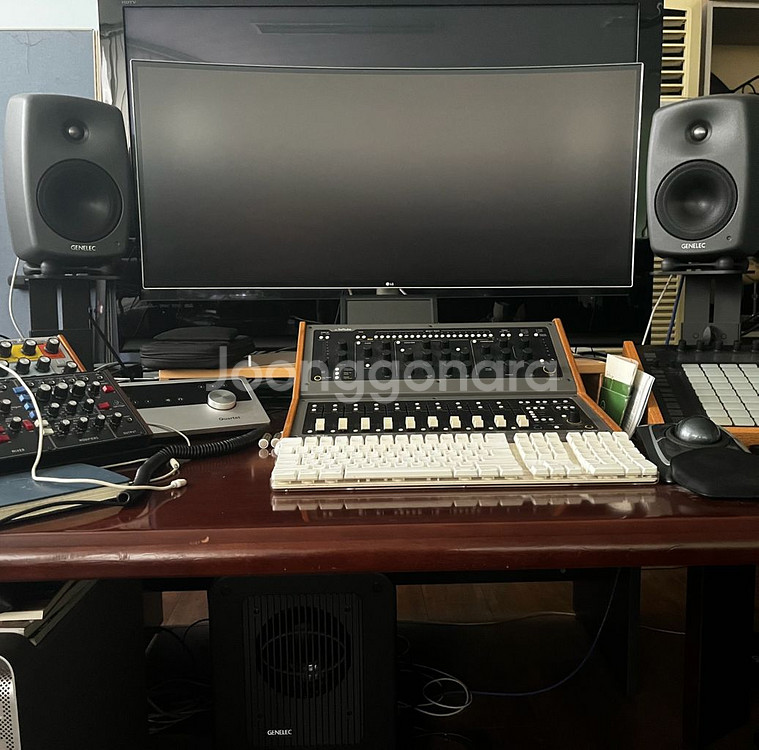 Genelec 8330 + 7350 +glm kit--0