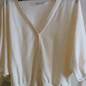 일본 패션 브랜드 라구나문(LAGUNAMOON) 가디건