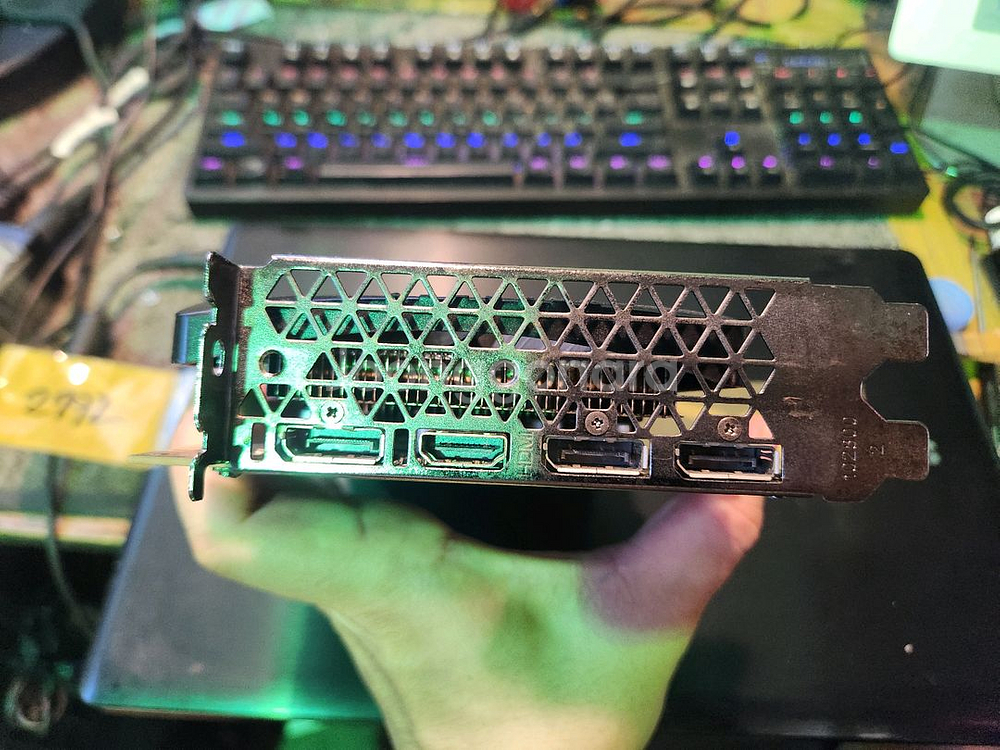 그래픽<13>gtx1060 6g 팬소음--3