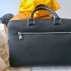 루이비통 포르트 도큐멍 비즈니스 서류 가방