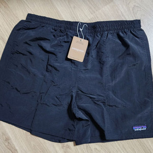 파타고니아 배기스 5인치 블랙 새상품 L