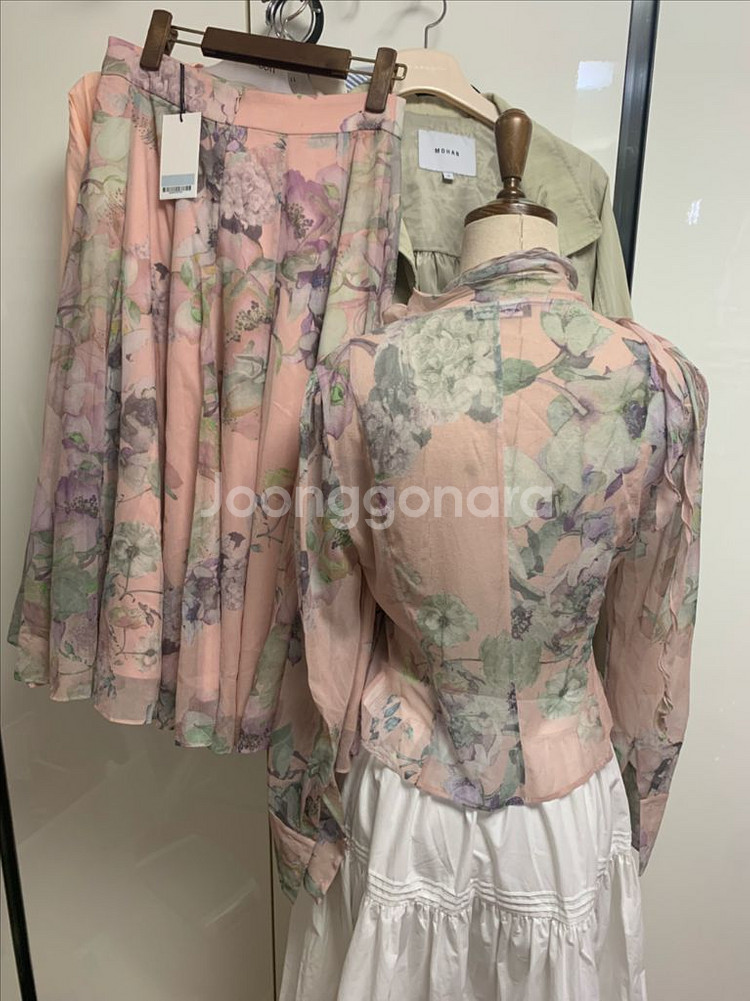 아보아보 silk chiffon 블라우스 스커트 세트--7