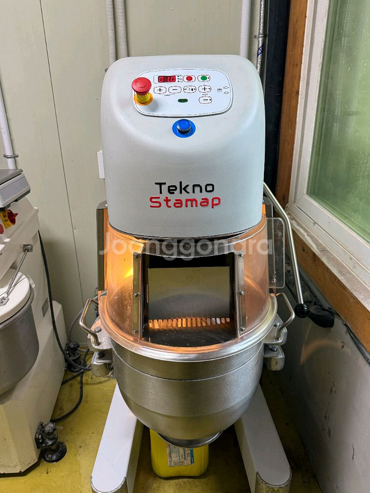 테크노스타맵TK2-60 버티컬믹서기 60리터반죽기--0
