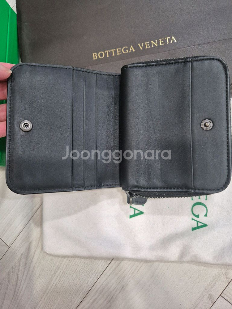 보테가베네타 인트레치아토 지퍼 반지갑--2