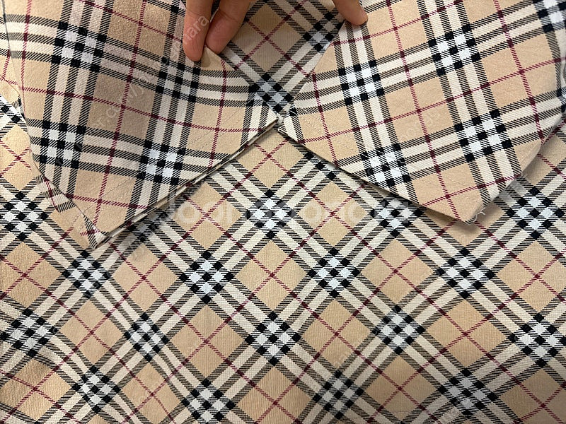 정품 Burberry 티셔츠 정가100만원대--3