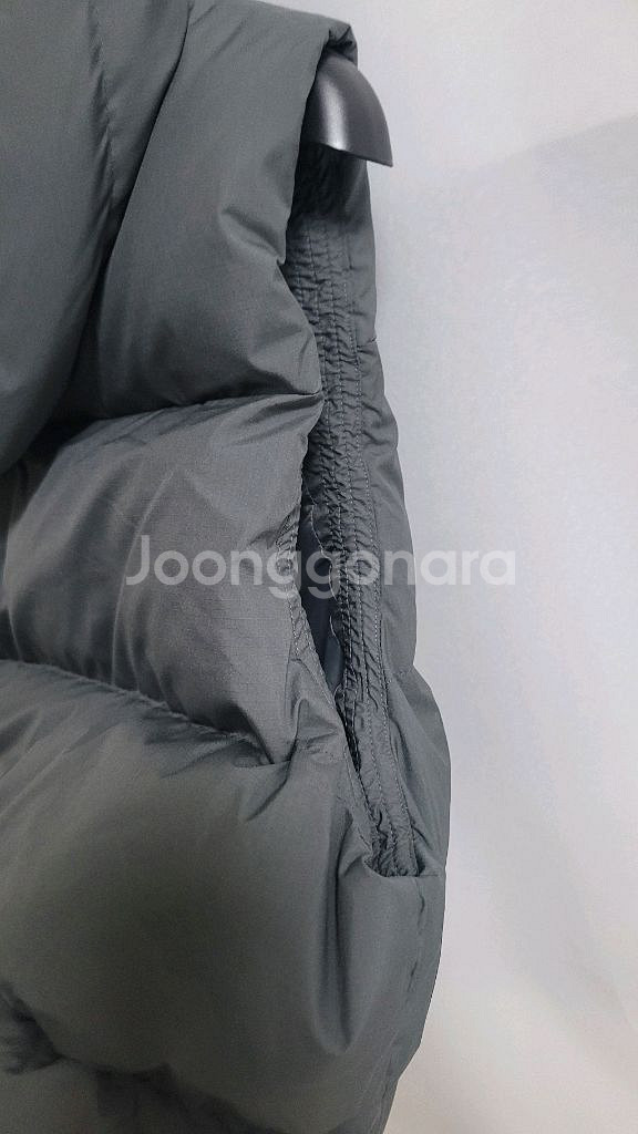 새상품)디스커버리(2색)덕다운 패딩조끼 90,105--4