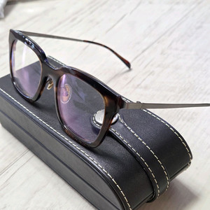 젠틀몬스터 파파라2(블루라이트)