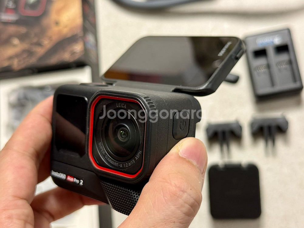 S급 인스타360 에이스프로2 풀박스 + 악세사리--3