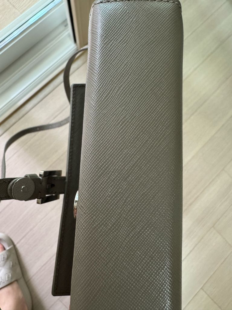 겸손지갑 아라크나인 에토프색상 이미지