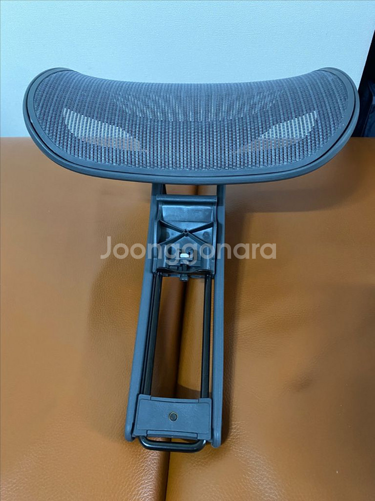 아틀라스 헤드레스트 for 에어론 그라파이트--0