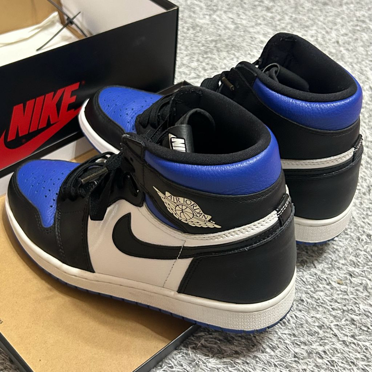 나이키 에어 조던 1 레트로 하이 OG 로얄블루 이미지