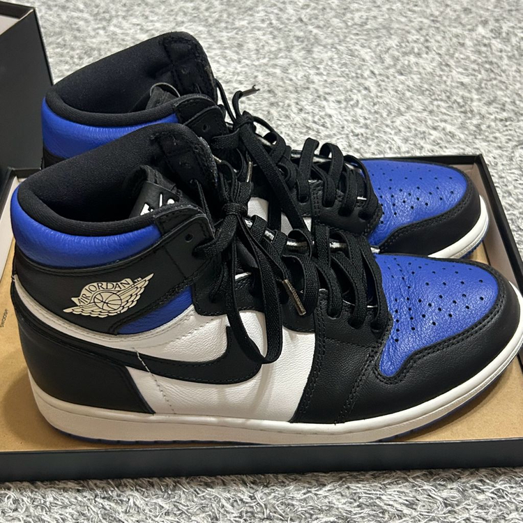 나이키 에어 조던 1 레트로 하이 OG 로얄블루 이미지