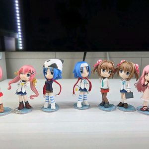 고전 미소녀 피규어