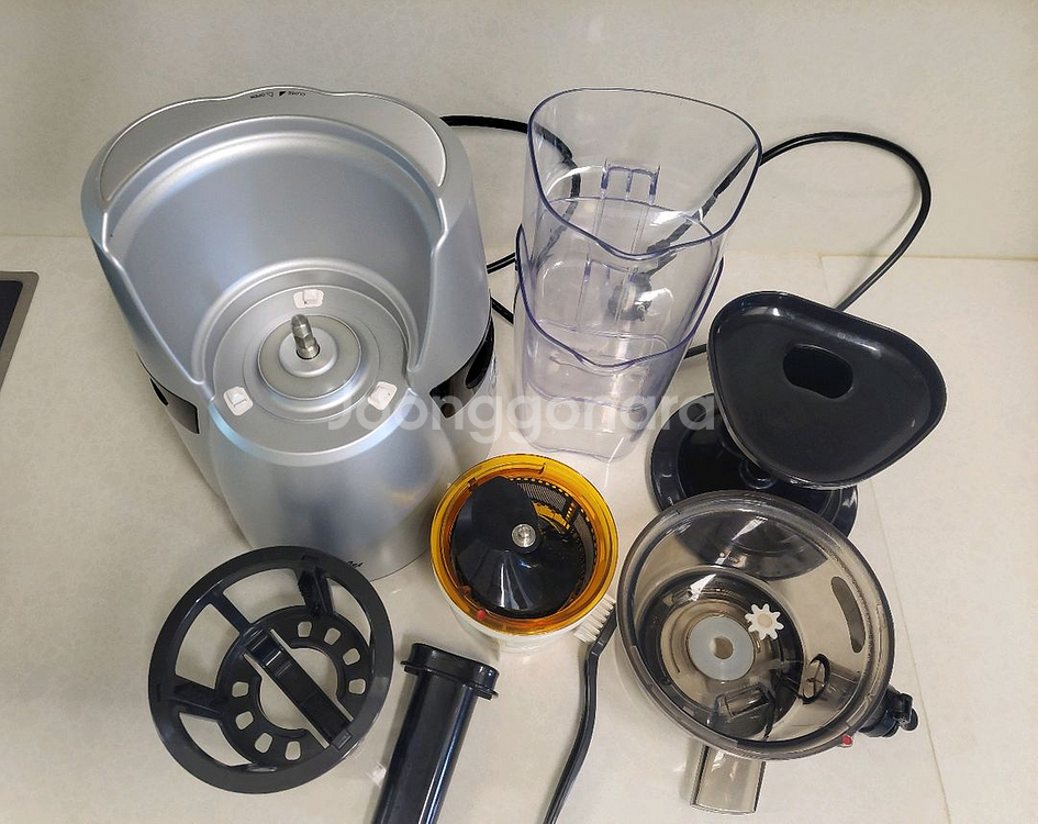 휘슬러 착즙기 주서기 원액기--1