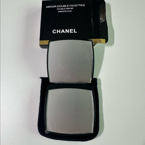 샤넬 손거울 팔아요