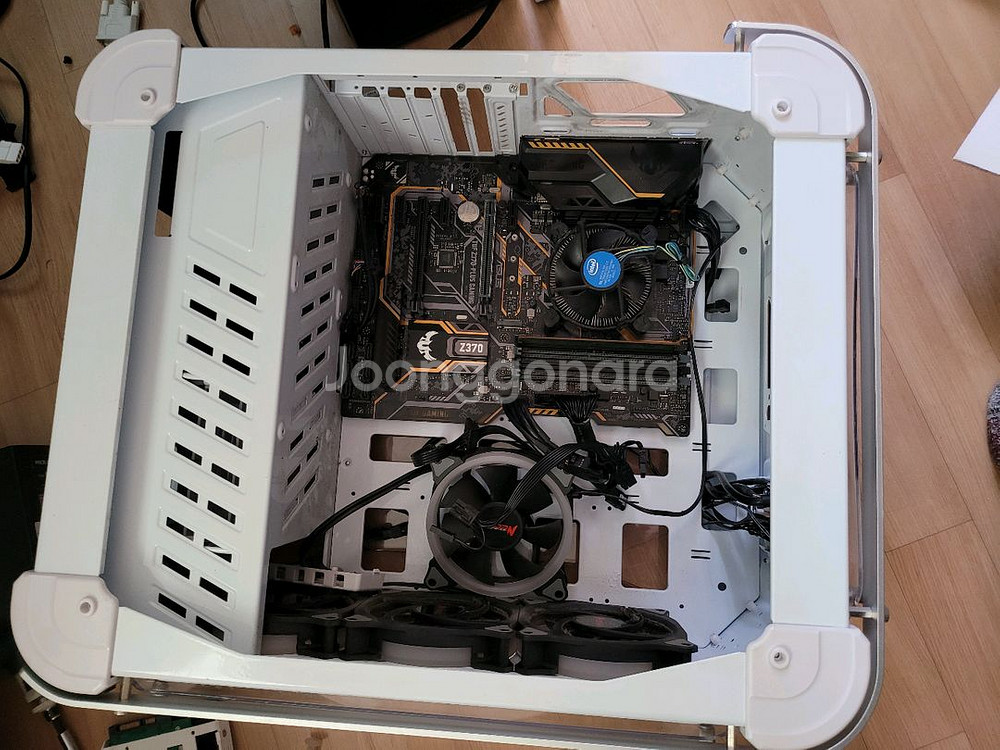 i5 8500 + z370 plus+700와트 파워--1