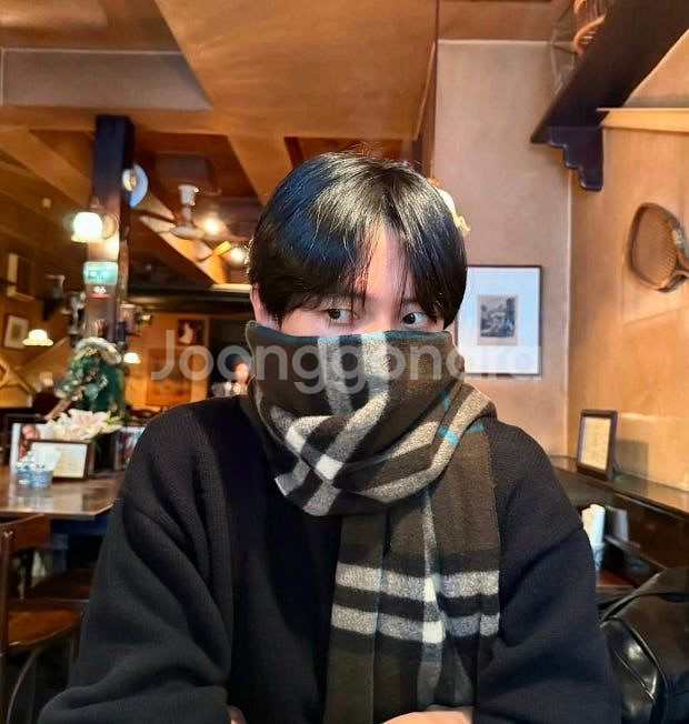 버버리 캐시미어 체크 머플러 스카프--0