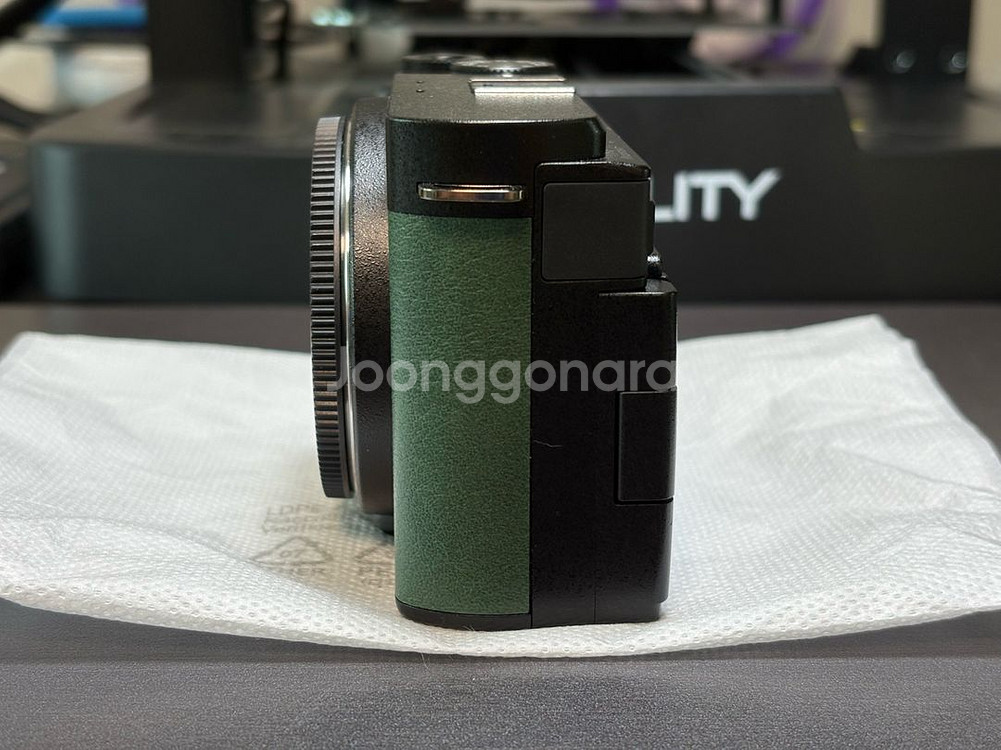 파나소닉 S9 카메라 다크올리브--1