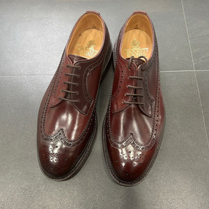 크로켓앤존스 롱윙 코도반 버건디 uk6판매