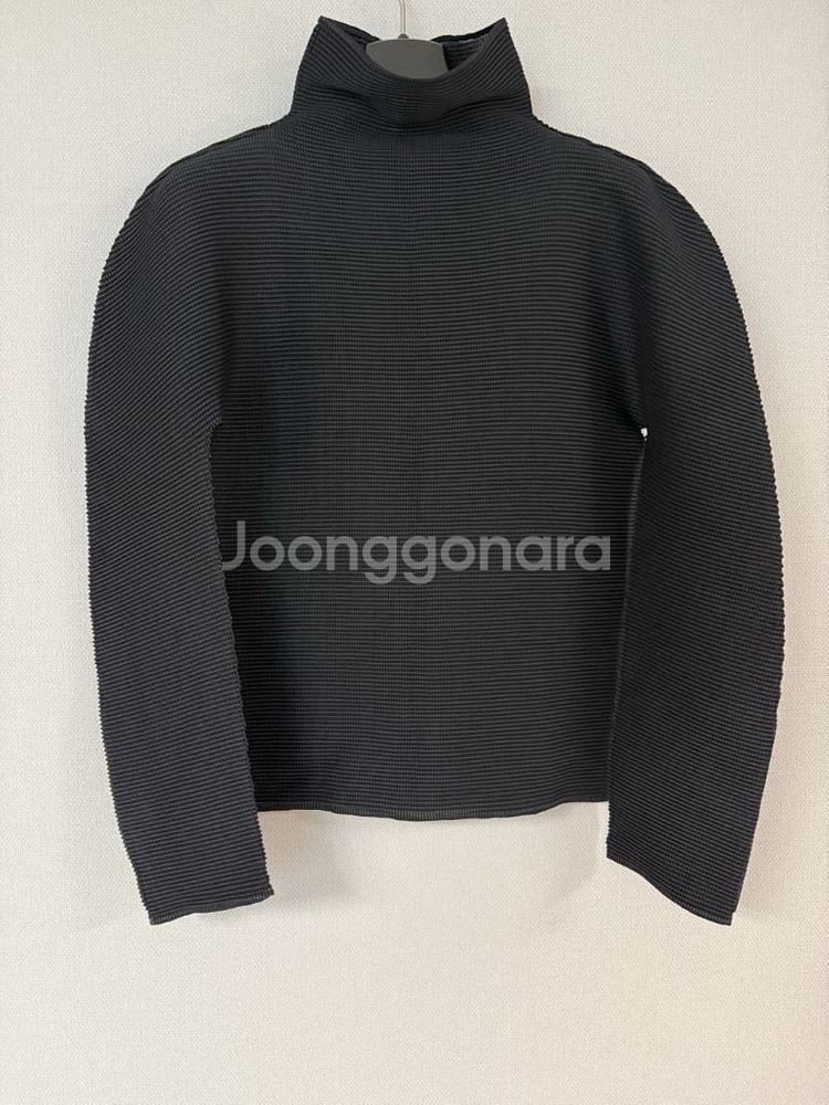 플리츠플리즈미 스트레치 긴팔--0