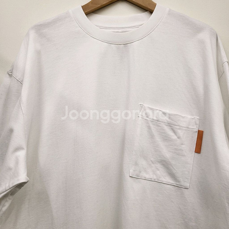 솔리드옴므 포켓 반팔티--1