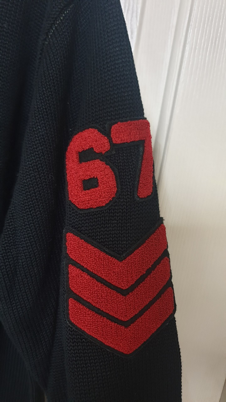 폴로 티거 래터맨 가디건 L 팝니다. 이미지