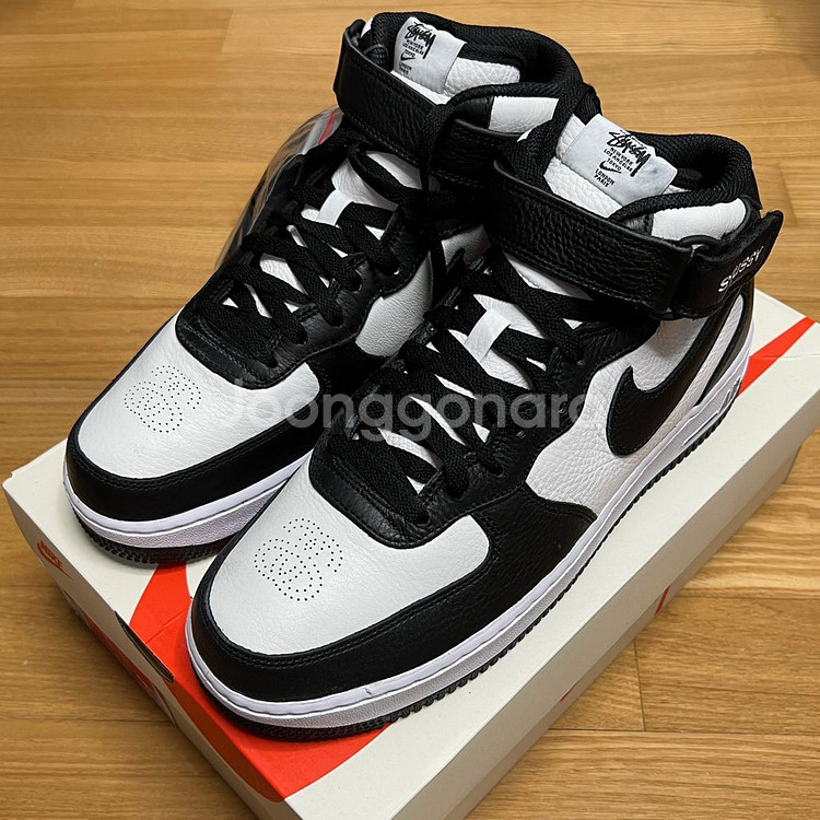 나이키 스투시 에어포스 미드 블랙 앤 라이트본 275--0