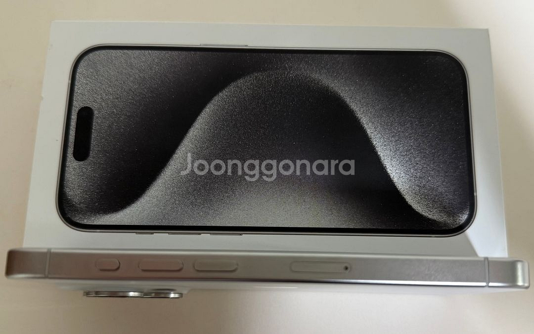 아이폰15프로 256기가 화이트 정상해지 판매합니다.--3