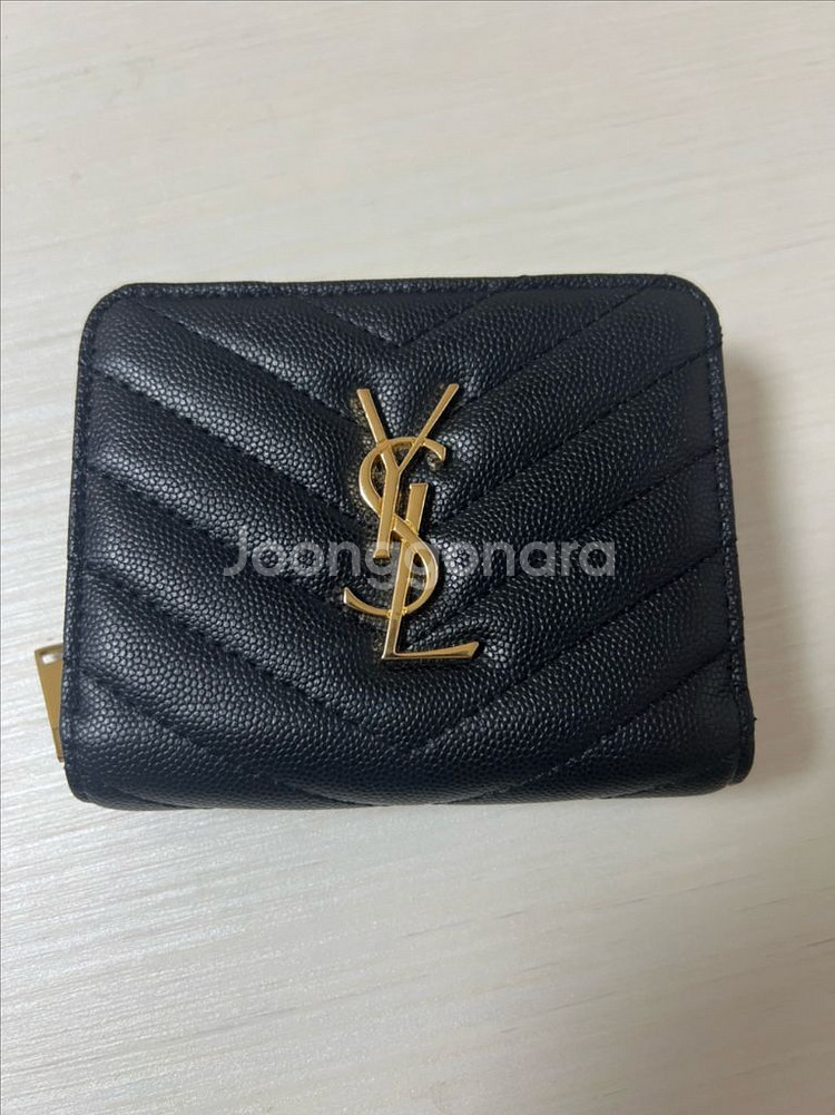 입생로랑 모노그램 컴팩트 지퍼 어라운드 지갑--0