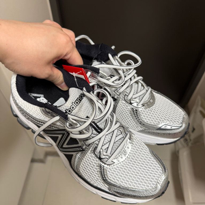 [275mm] 뉴발란스 860v2