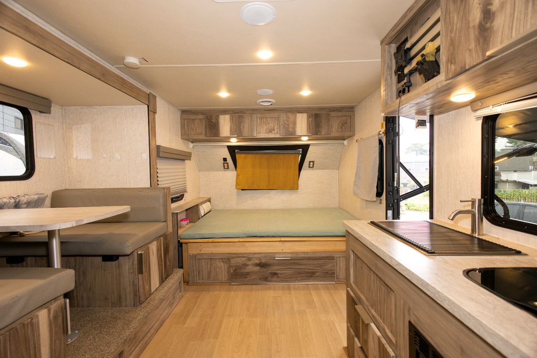 팔로미니189 카라반 트레일러 이미지